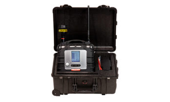 Kit detector de gás AreaRAE Pro.